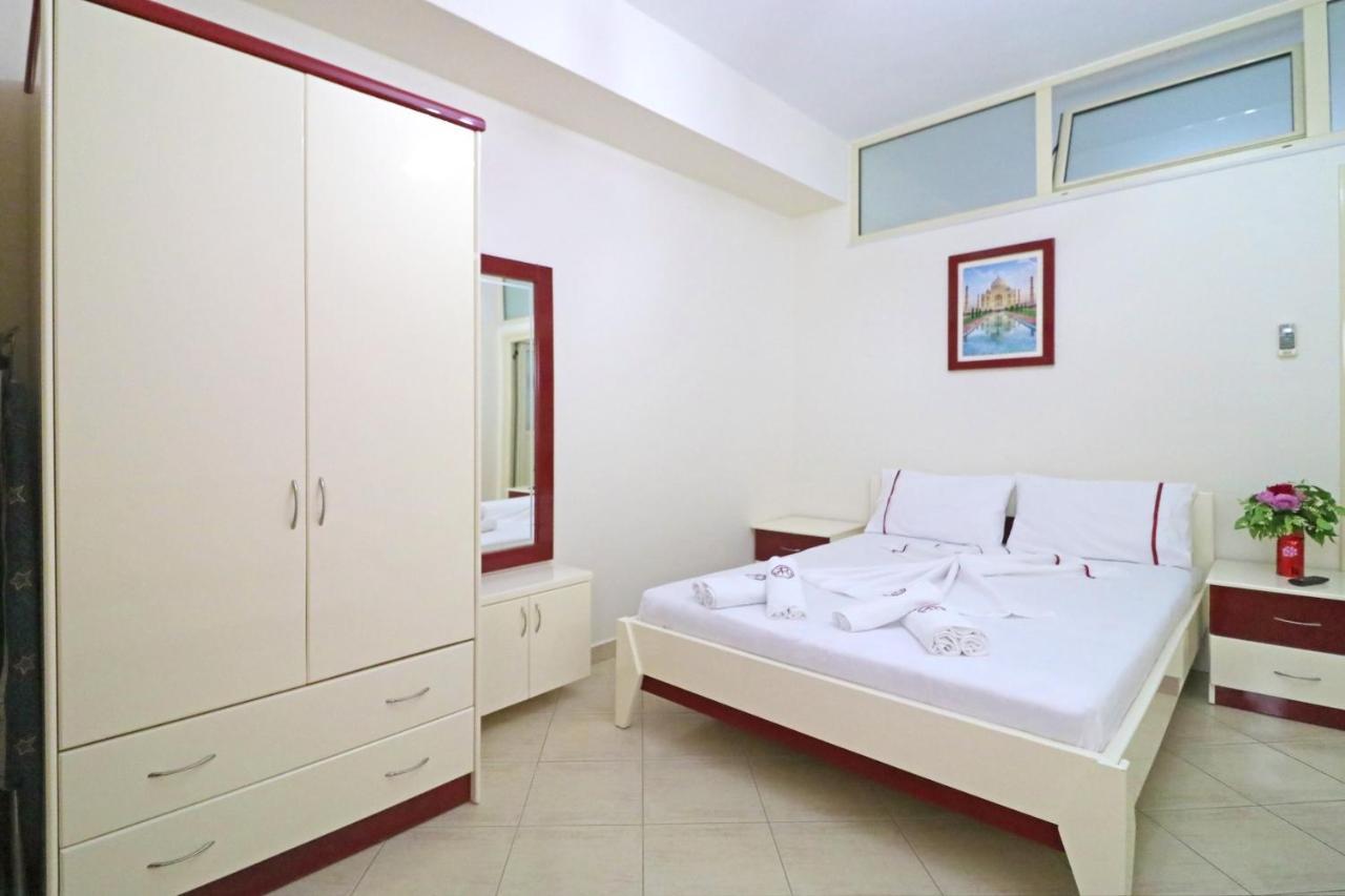 Apartments Vila Roboci Σαράντα Εξωτερικό φωτογραφία