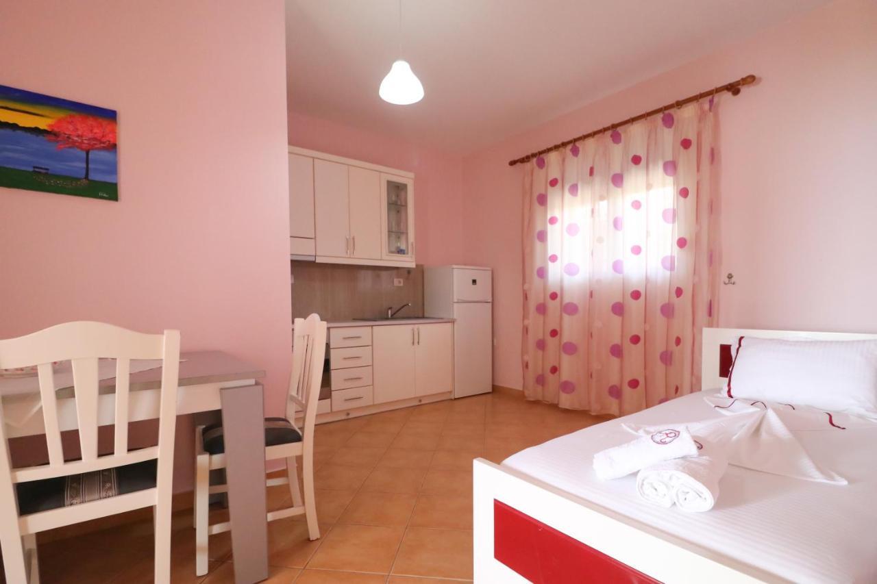 Apartments Vila Roboci Σαράντα Εξωτερικό φωτογραφία
