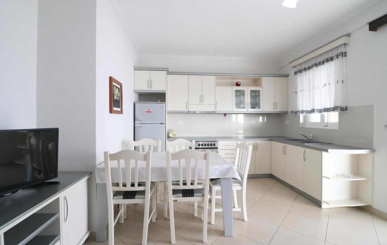 Apartments Vila Roboci Σαράντα Εξωτερικό φωτογραφία