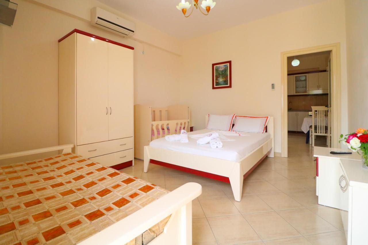 Apartments Vila Roboci Σαράντα Εξωτερικό φωτογραφία